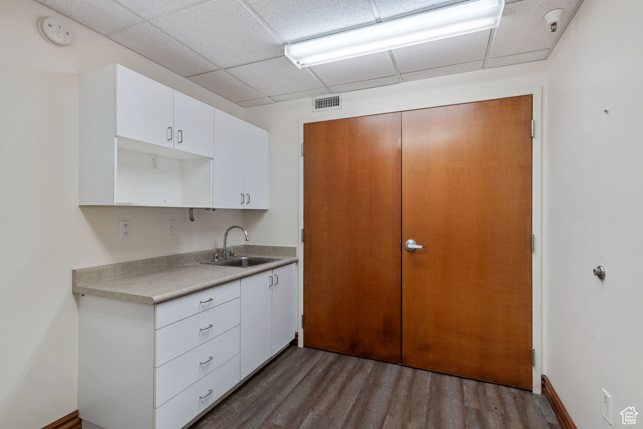 COTTONWOOD R - Commercial Sale