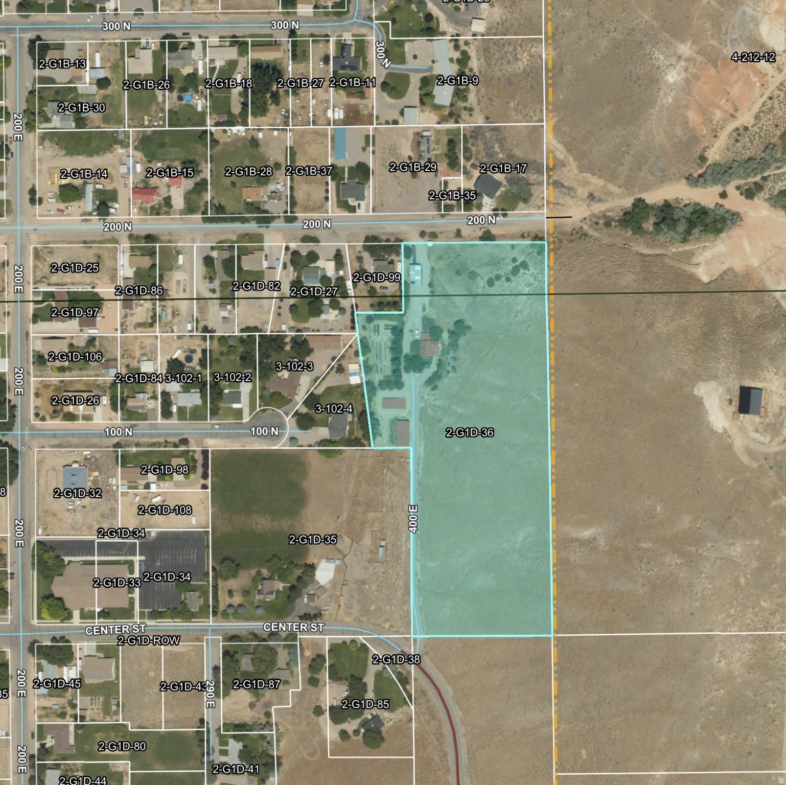 Main image without alt text