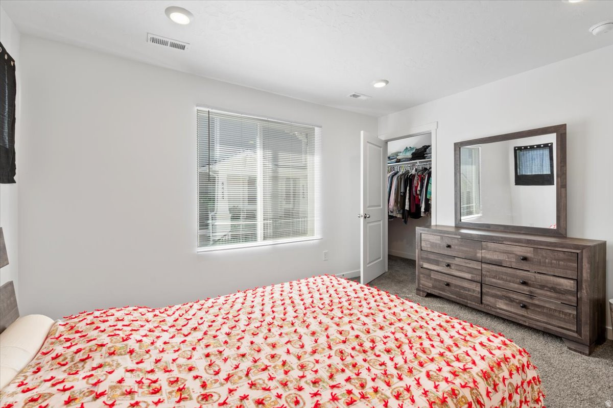 LITTLE VALLEY GATEWA - Residential