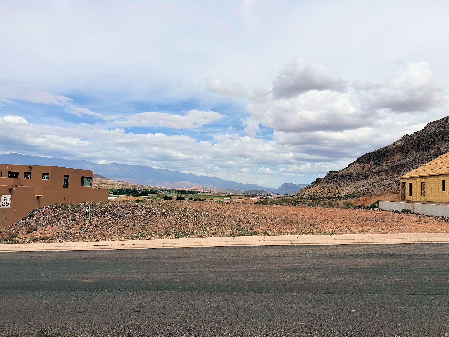 ROCK VIEW ESTATES - Land