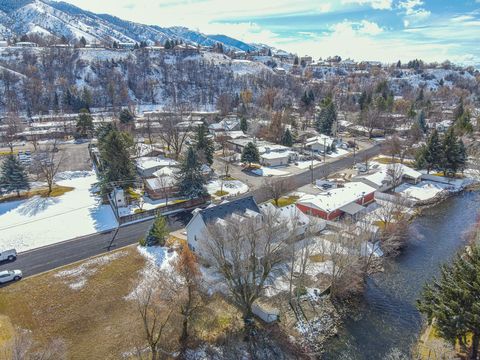 Tiny photo for 1045 FOX FARM RD, Logan, UT 84321 (MLS # 2129223)