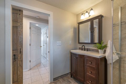 Tiny photo for 1045 FOX FARM RD, Logan, UT 84321 (MLS # 2129223)