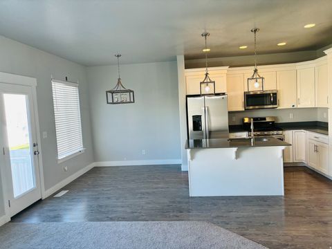 Tiny photo for 212 W WHITEWATER DR, Vineyard, UT 84059 (MLS # 2121756)