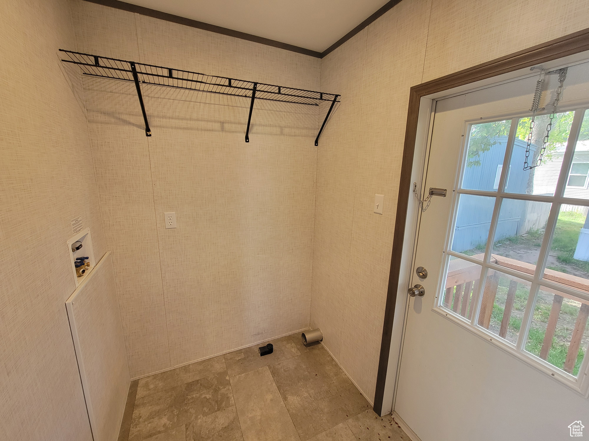 RIVERDALE - Residential