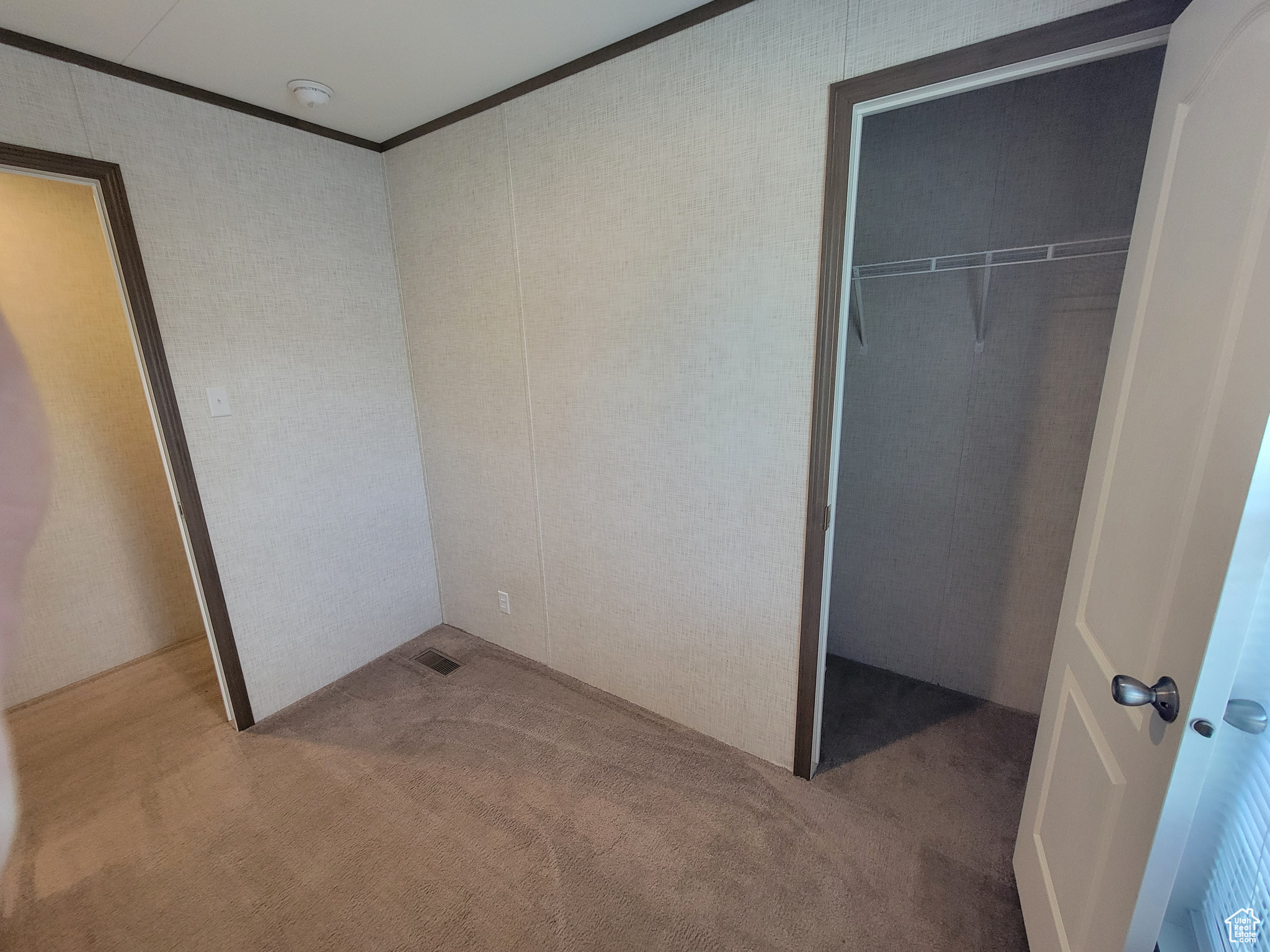 RIVERDALE - Residential