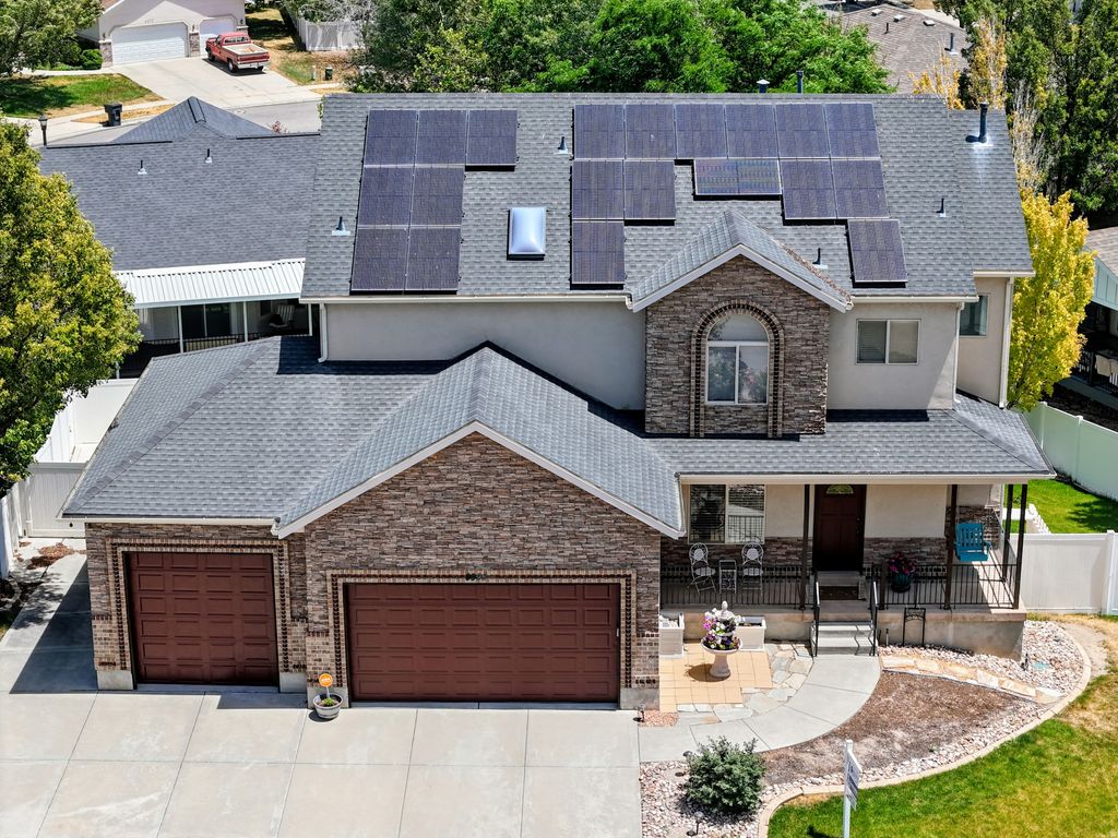Photo of 9995 S CADDIE CIR W, South Jordan, UT 84009 (MLS # 2168306)