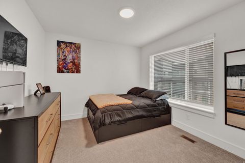 Tiny photo for 3078 N BEND LN E, Layton, UT 84040 (MLS # 2120895)