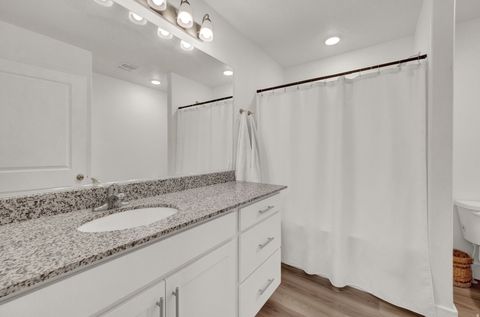 Tiny photo for 3078 N BEND LN E, Layton, UT 84040 (MLS # 2120895)