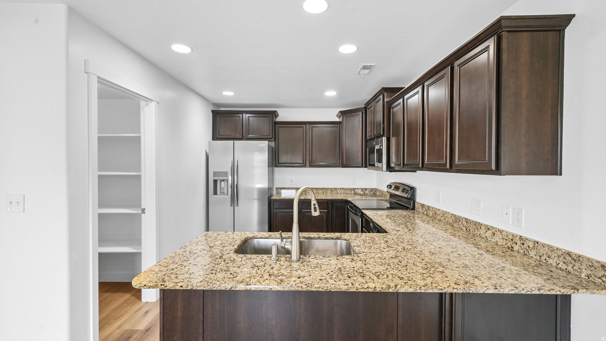 WHISPERING SPRINGS - Residential