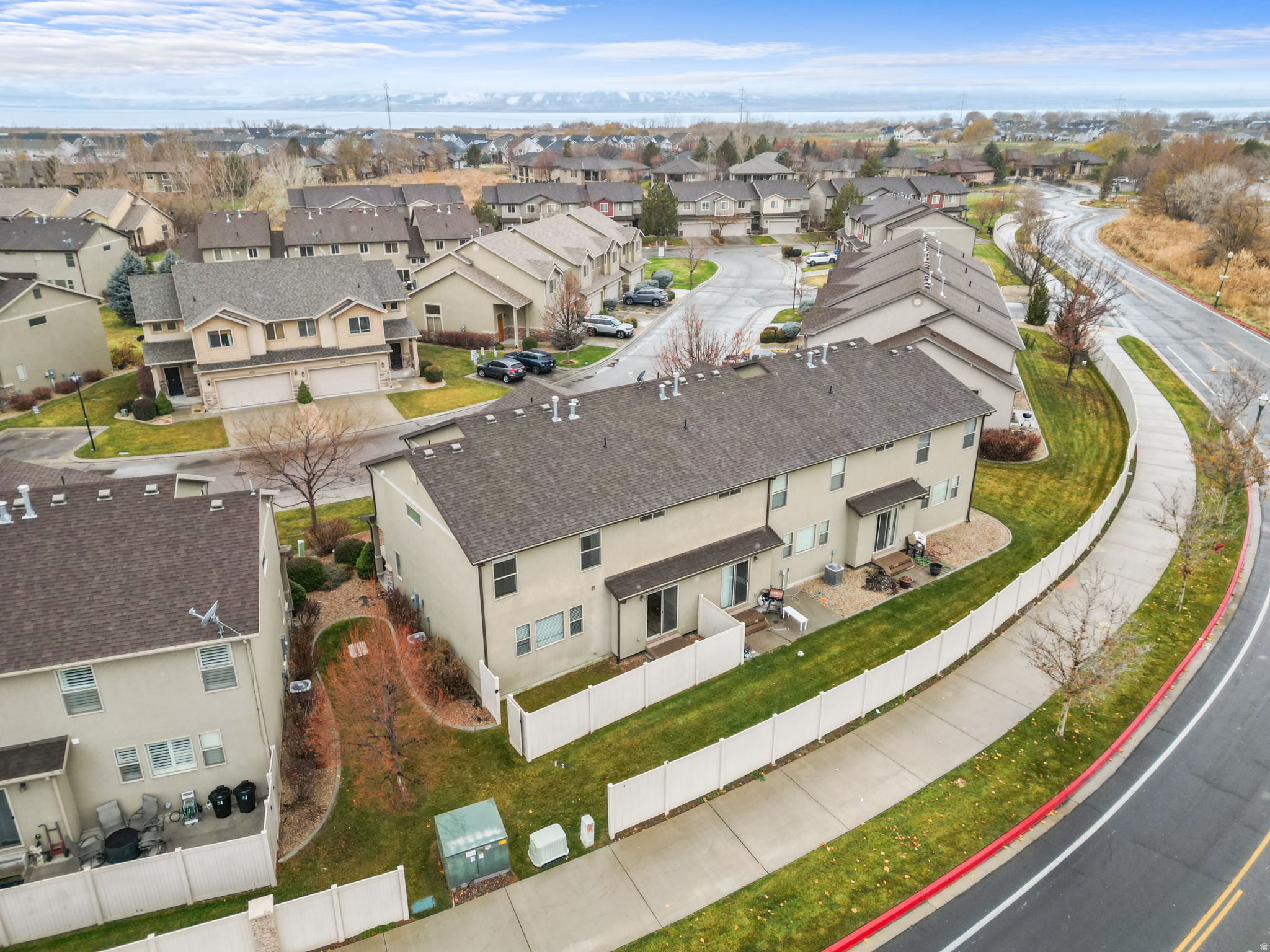 WHISPERING SPRINGS - Residential