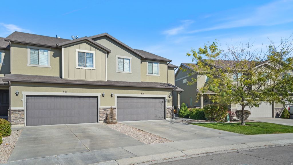 Photo of 825 S PHEASANT RUN Dr, Orem, UT 84058 (MLS # 2126290)