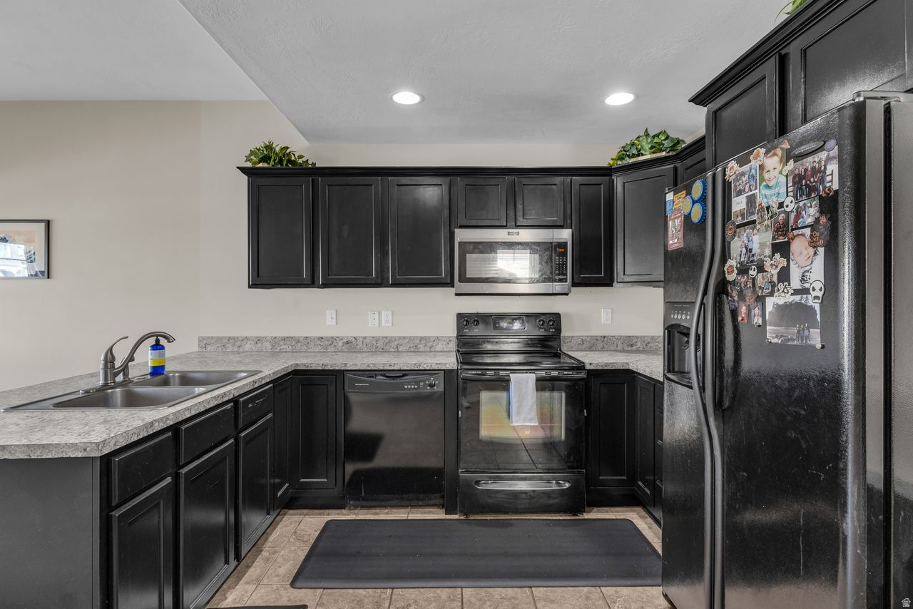 SPRING CREEK RANCH - Residential