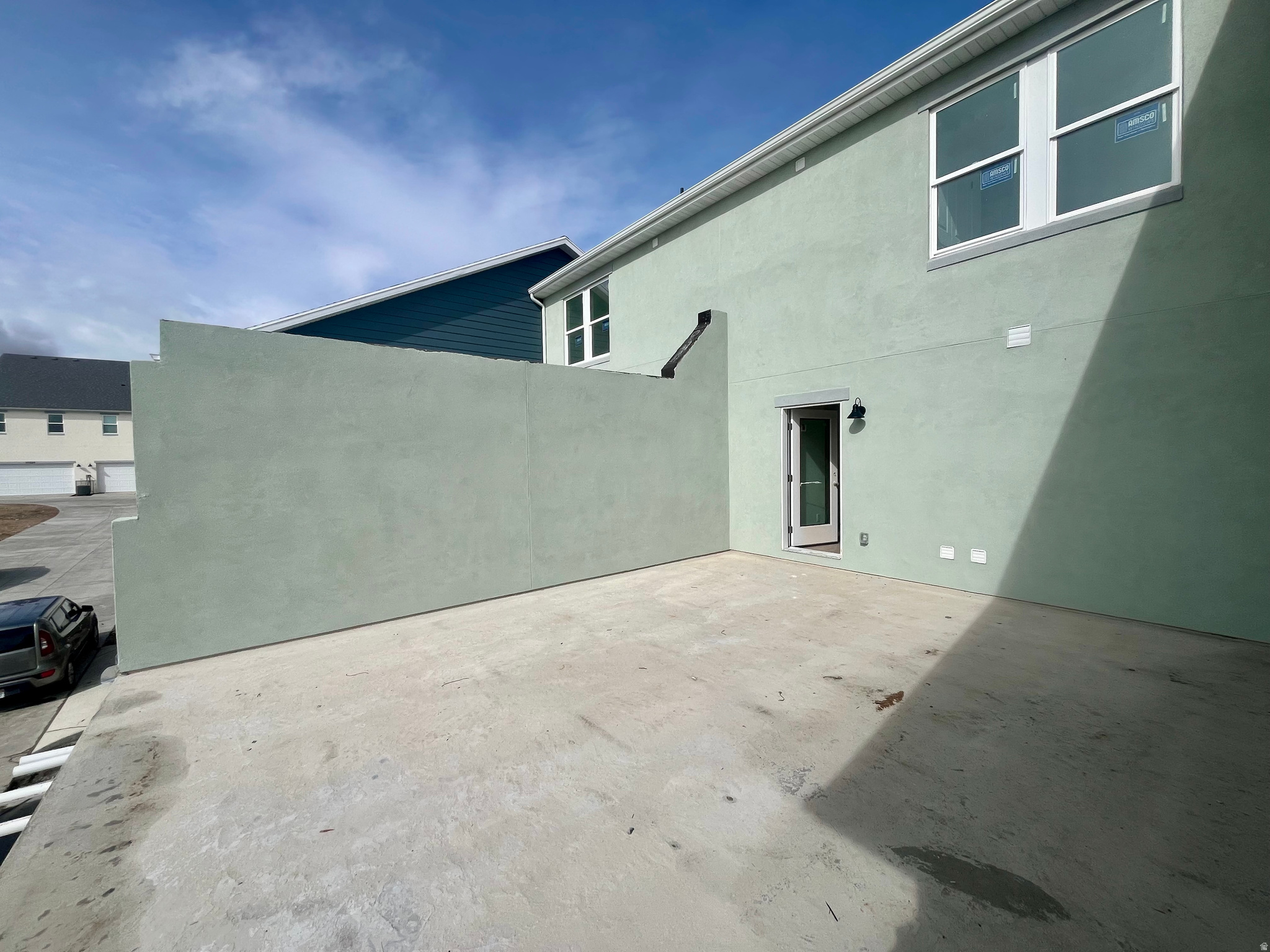 DAYBREAK - Residential