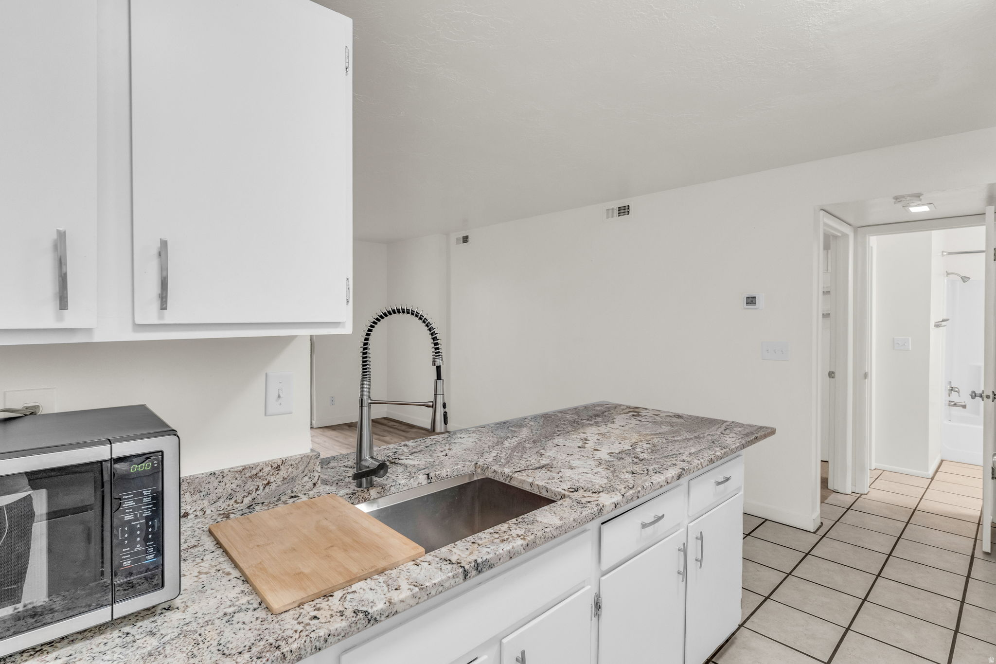 WATERSIDE CONDOMINIU - Residential