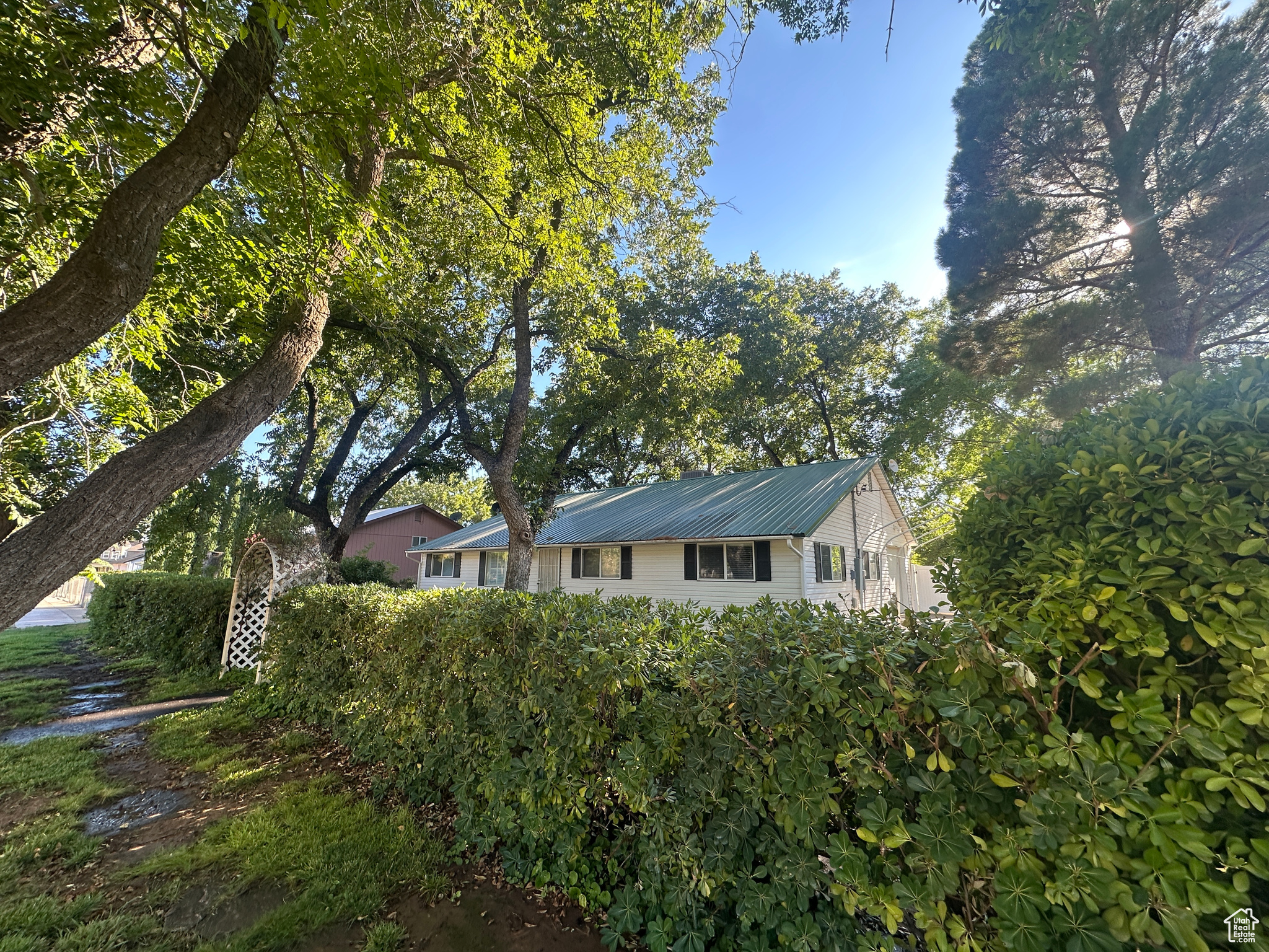 TOQUERVILLE TOWN PLAT A BLK 11 - Residential