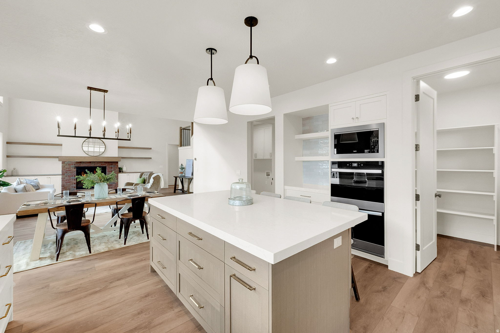 MITCHELL - Residential