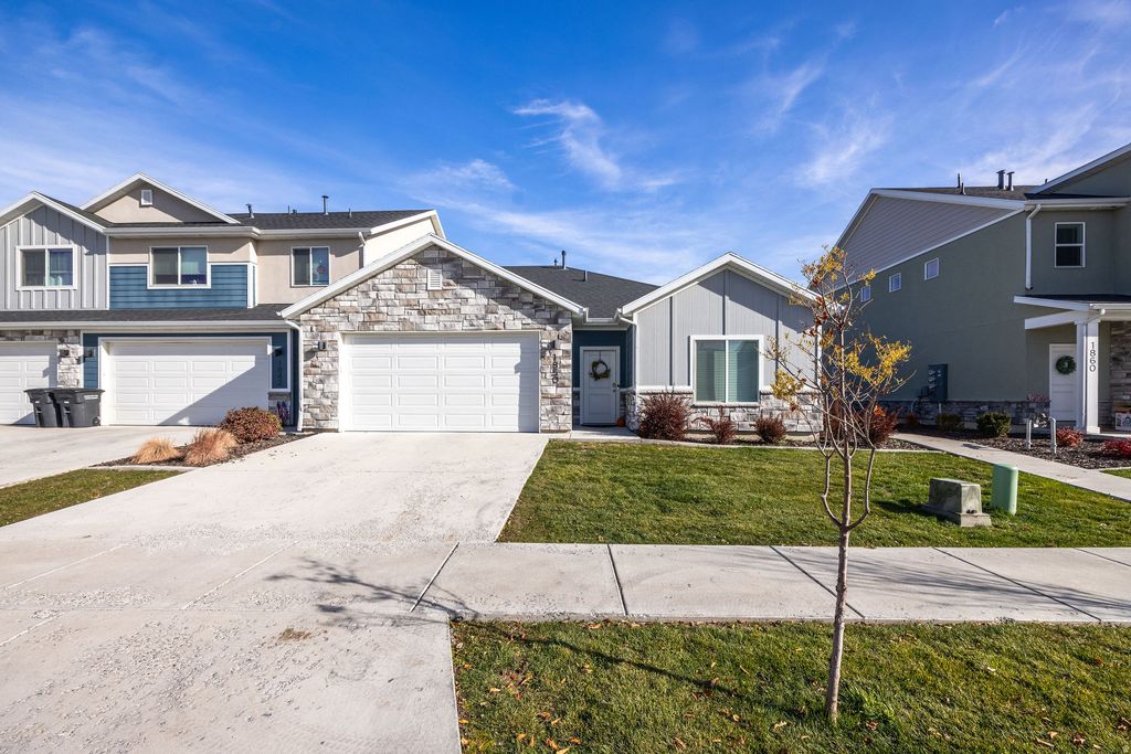 Photo of 1850 S 1280 W, Logan, UT 84321 (MLS # 2122425)