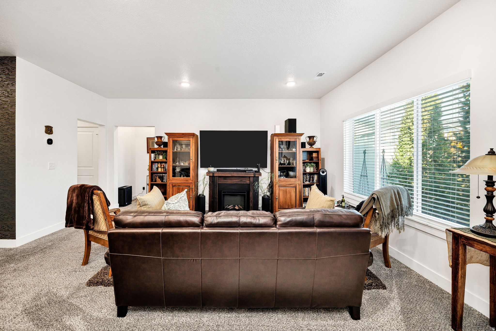 WOODMORE POINTE PHAS - Residential