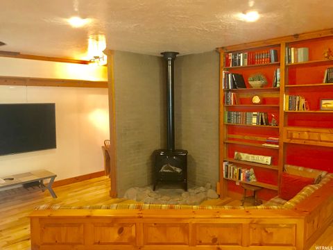 Tiny photo for 1180 E MAPLE ST. S, Mapleton, UT 84664 (MLS # 2152539)