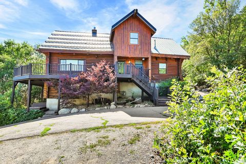 Photo of 4059 E NORDIC DR, Liberty, UT 84310 (MLS # 2078941)