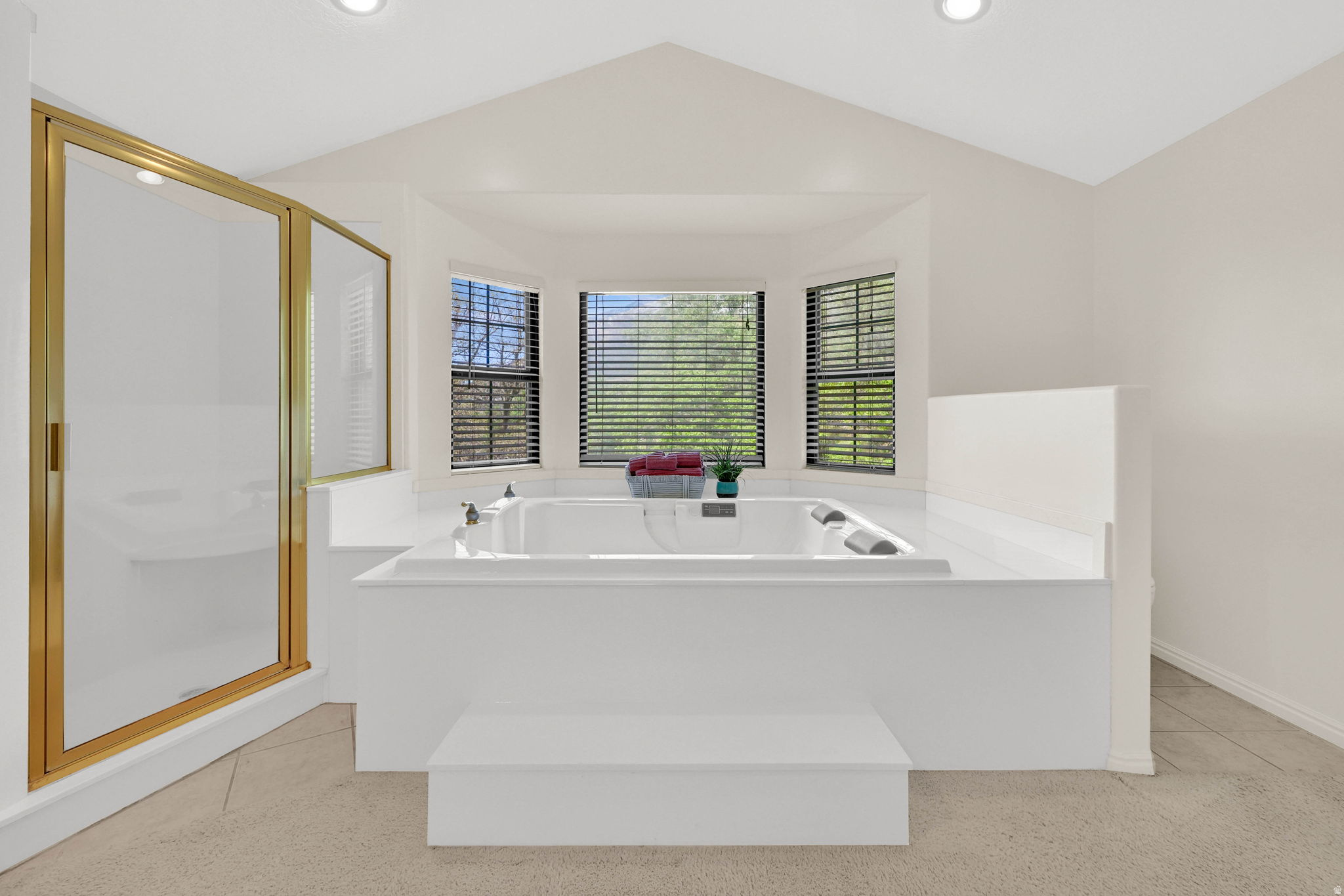 COLDWATER ESTATES - Residential