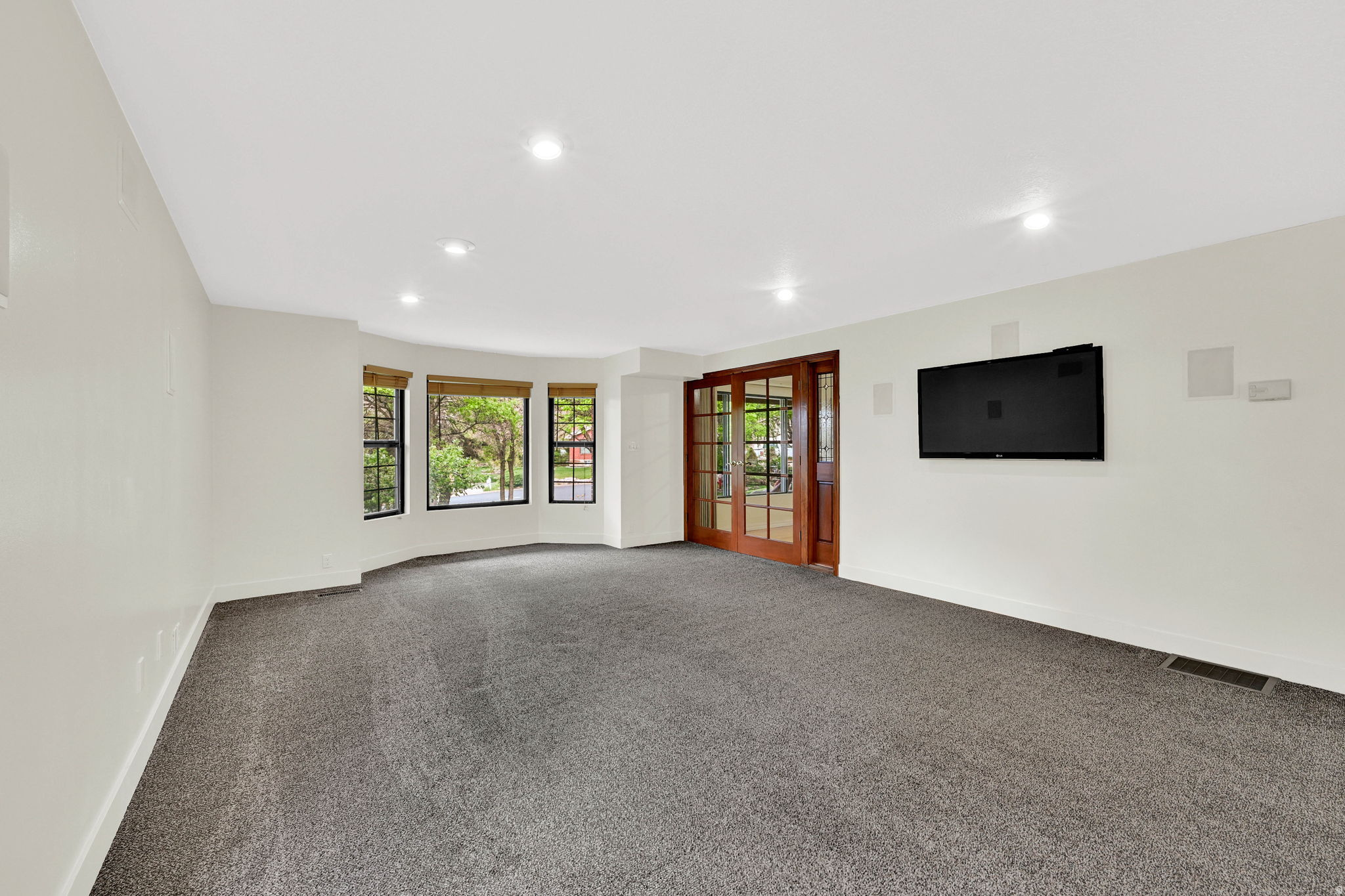 COLDWATER ESTATES - Residential