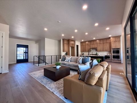 Photo of 844 N EMERY LN #59, Elk Ridge, UT 84651 (MLS # 2136992)