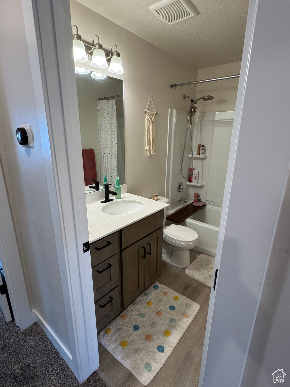 KNUDSON CROSSING - Residential