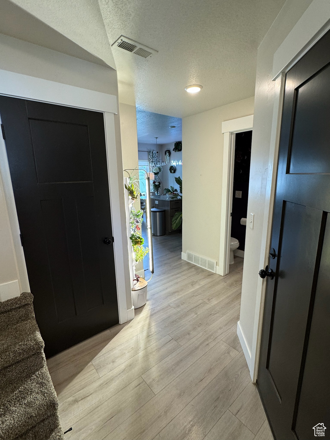 KNUDSON CROSSING - Residential