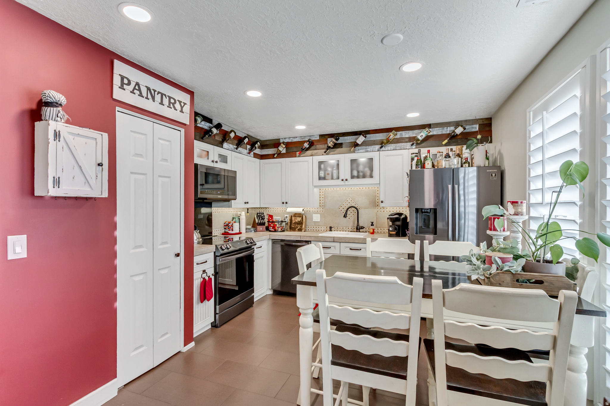 THE SULTAN - Residential