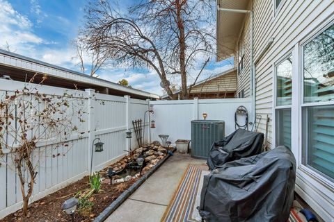 Tiny photo for 5944 S SULTAN CIR W, Murray, UT 84107 (MLS # 2133090)