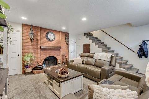 Tiny photo for 5944 S SULTAN CIR W, Murray, UT 84107 (MLS # 2133090)