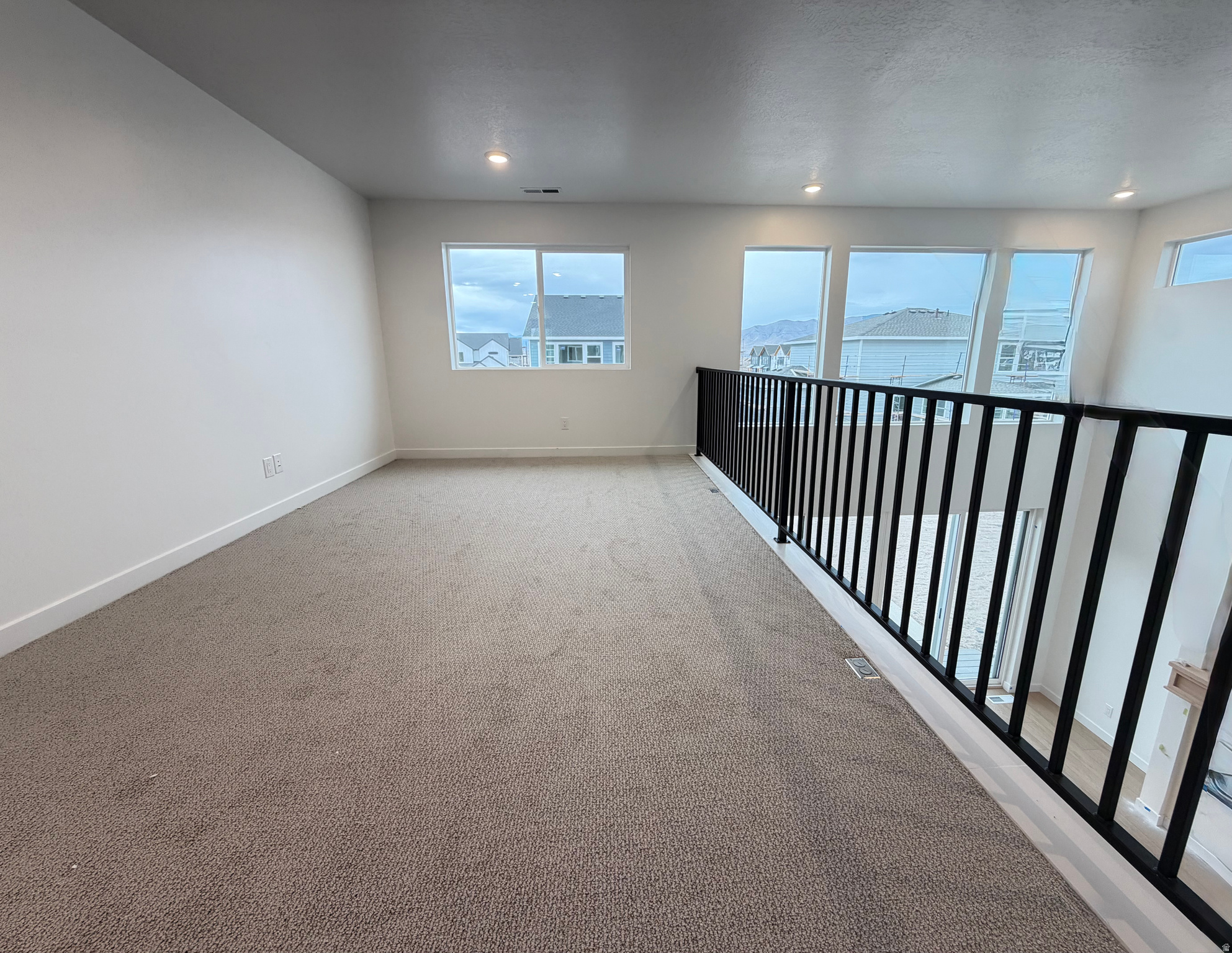 FIREFLY - Residential