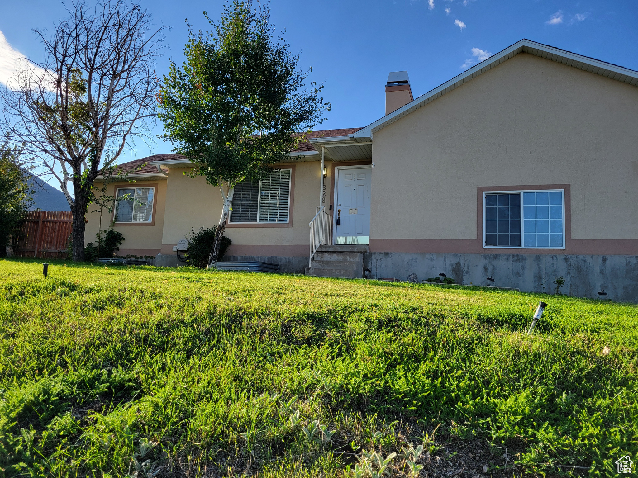 VINE STREET VILLAS - Residential