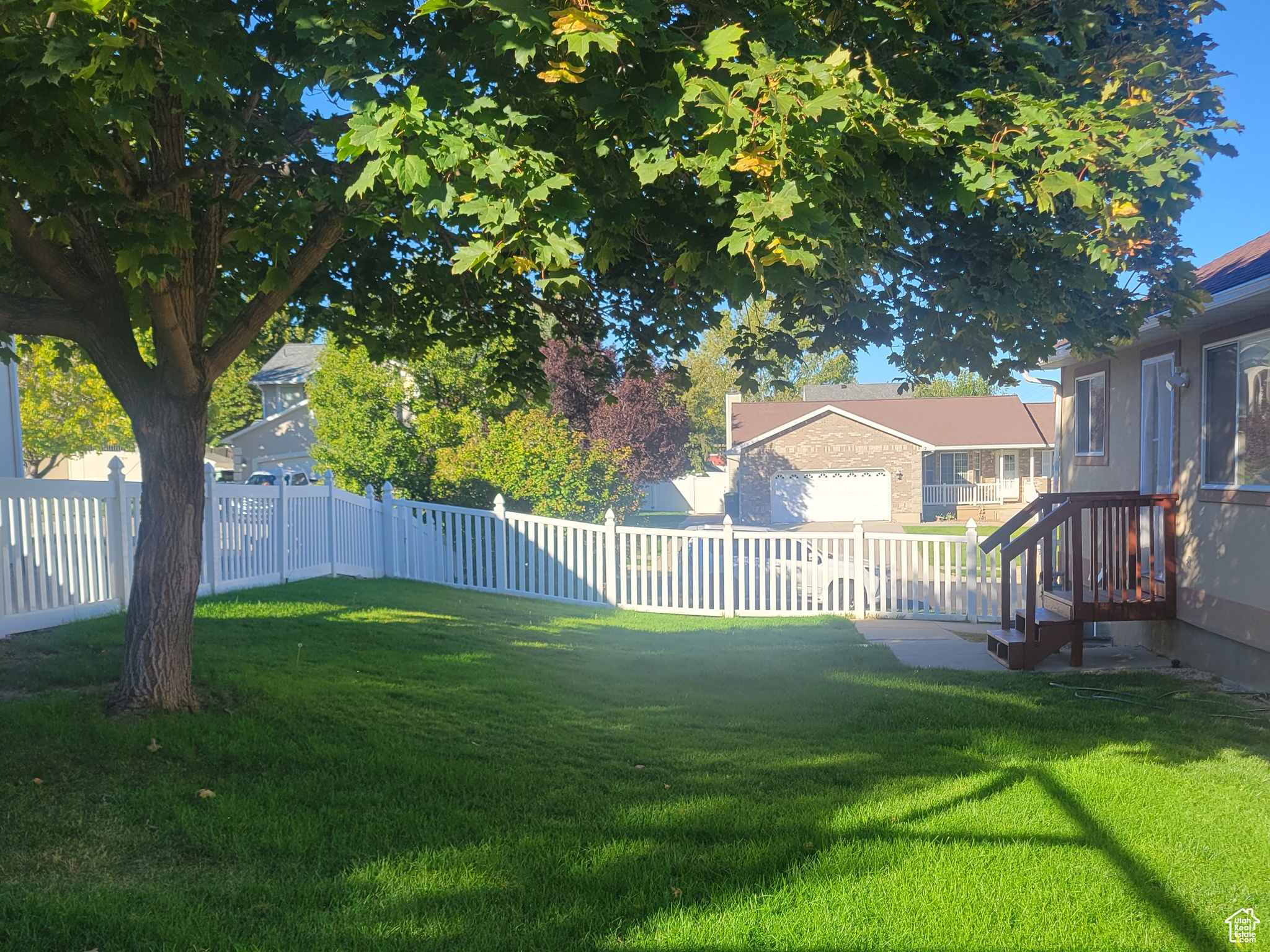 VINE STREET VILLAS - Residential