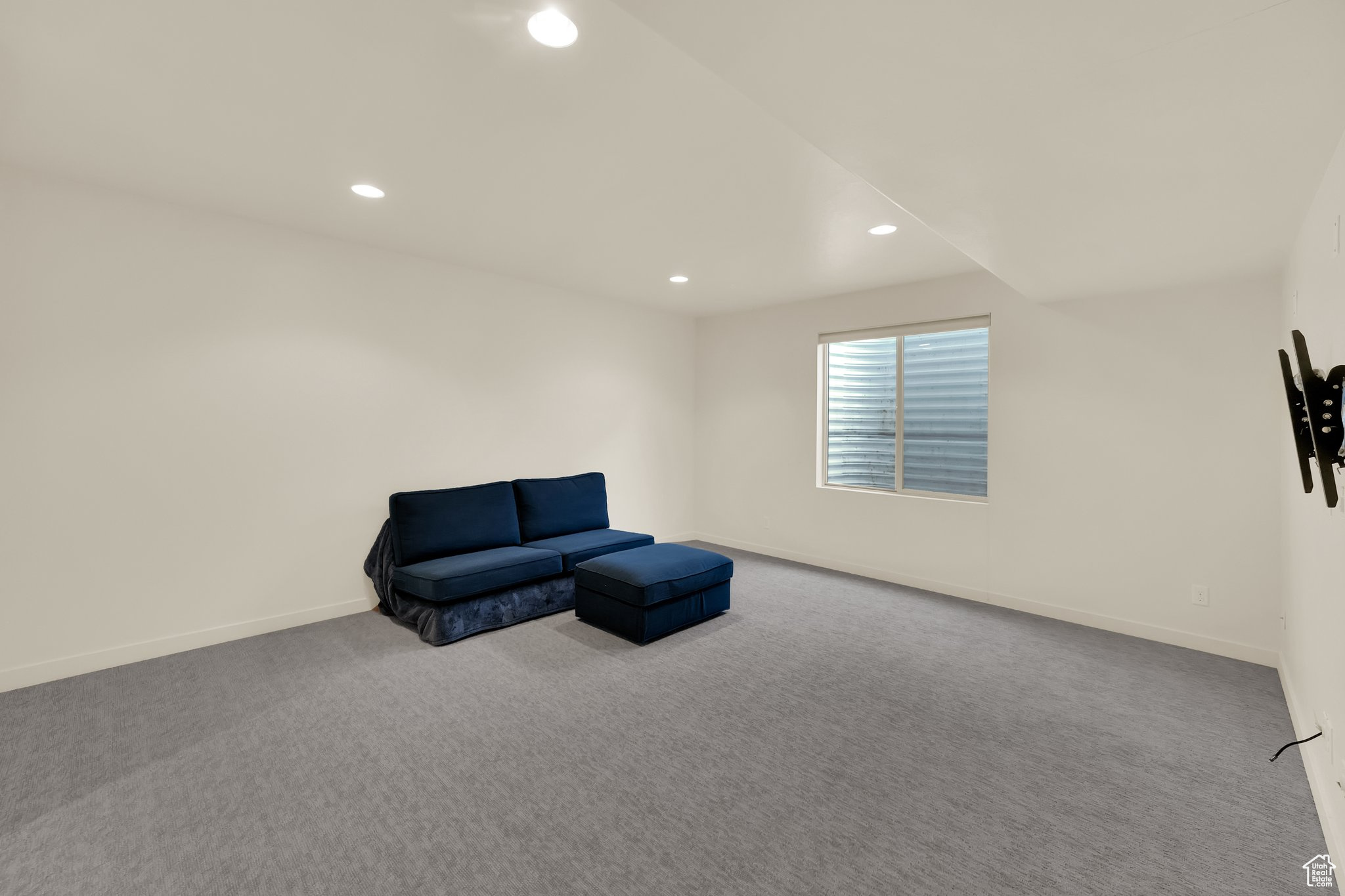 ORCHARD GROVE - Residential