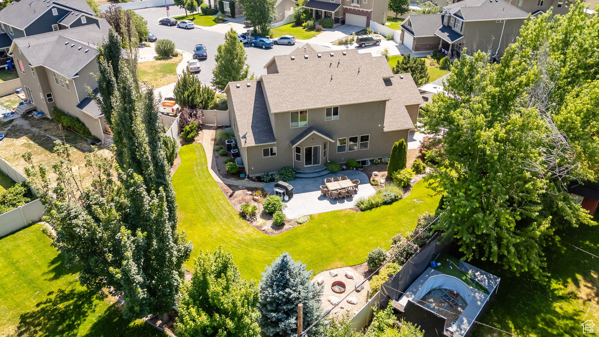 ORCHARD GROVE - Residential