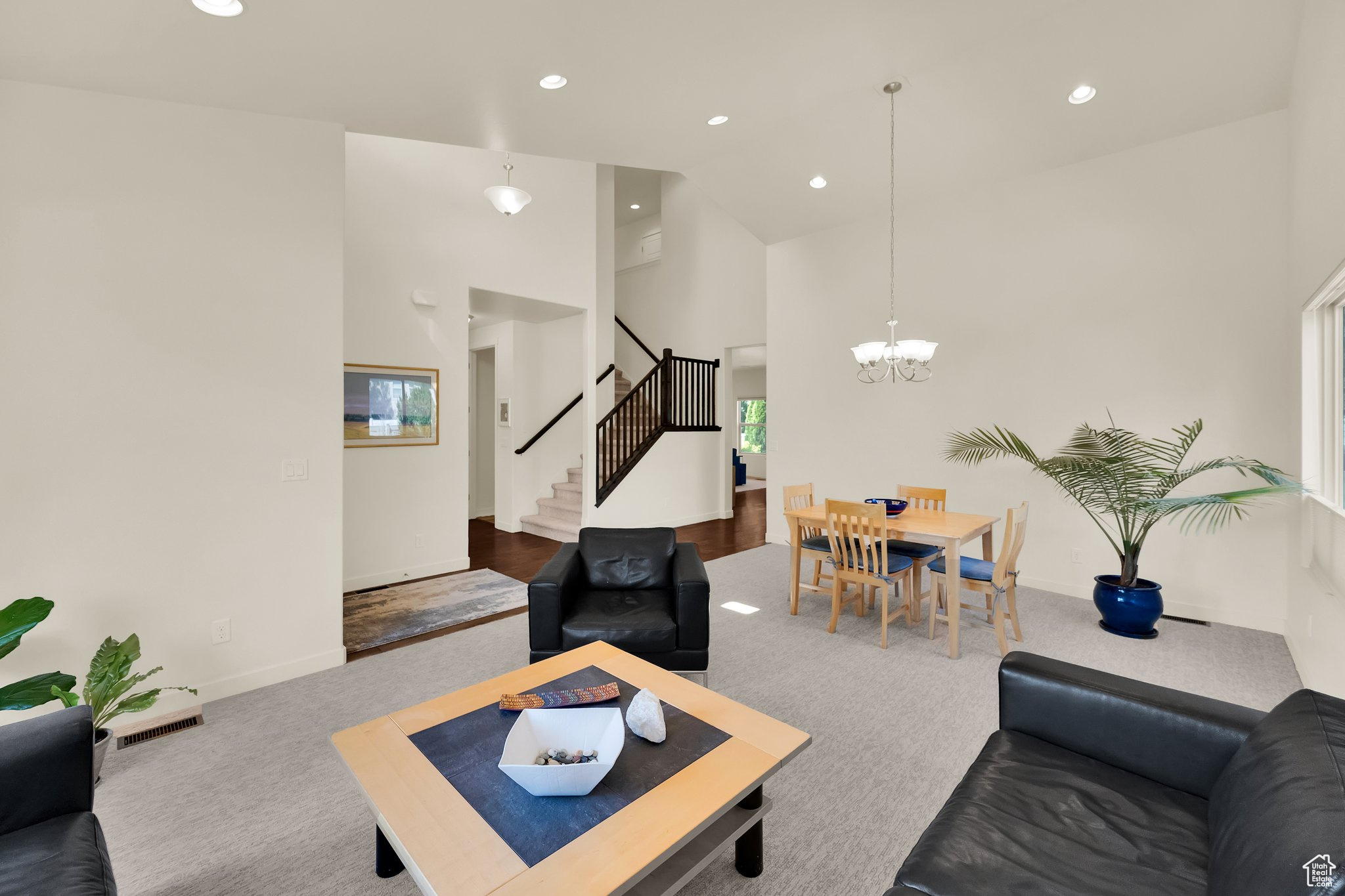 ORCHARD GROVE - Residential
