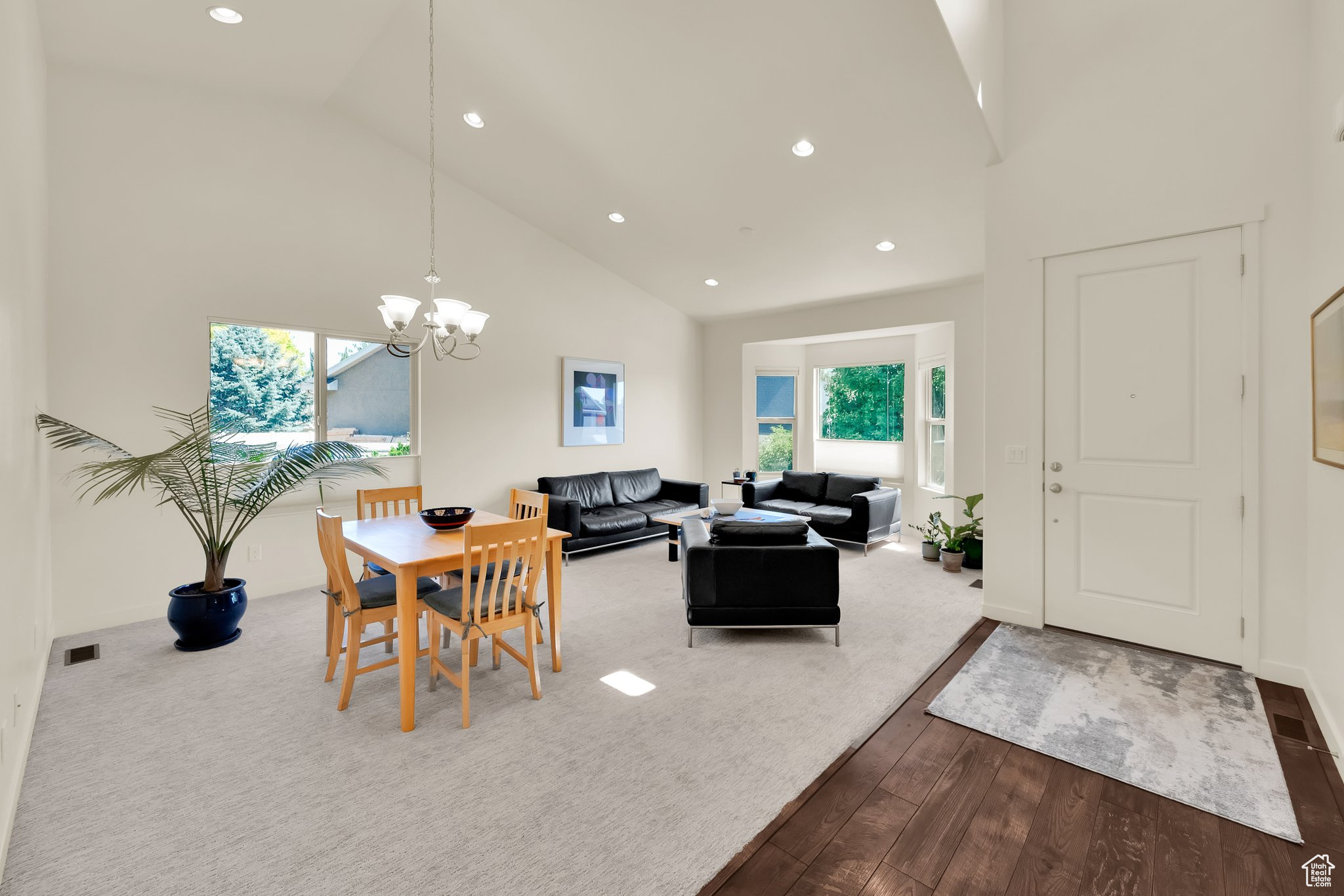 ORCHARD GROVE - Residential