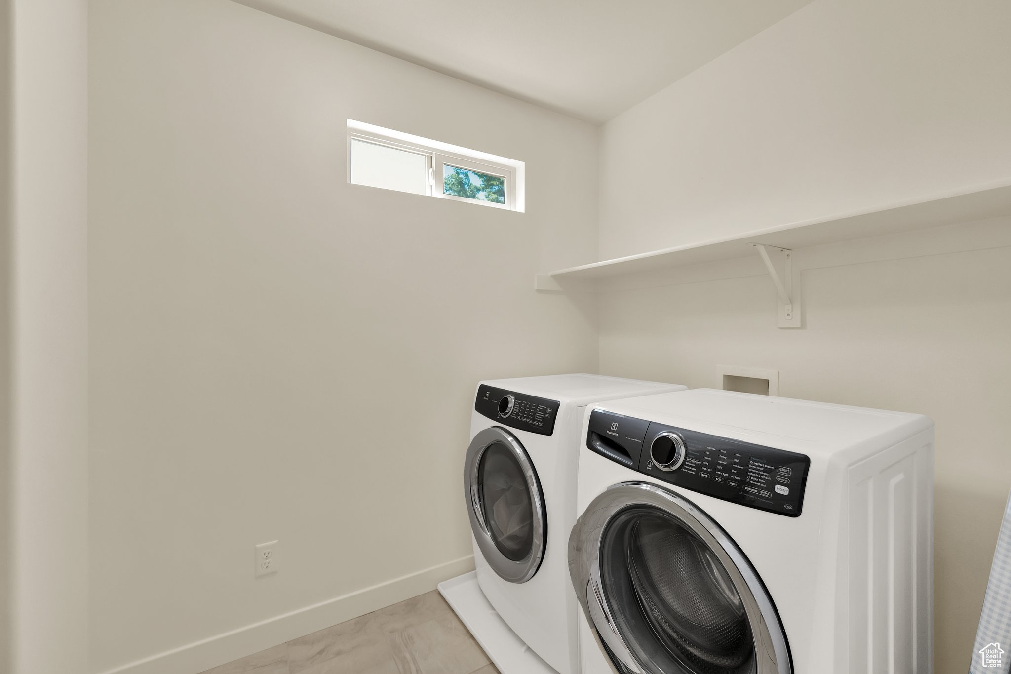 ORCHARD GROVE - Residential