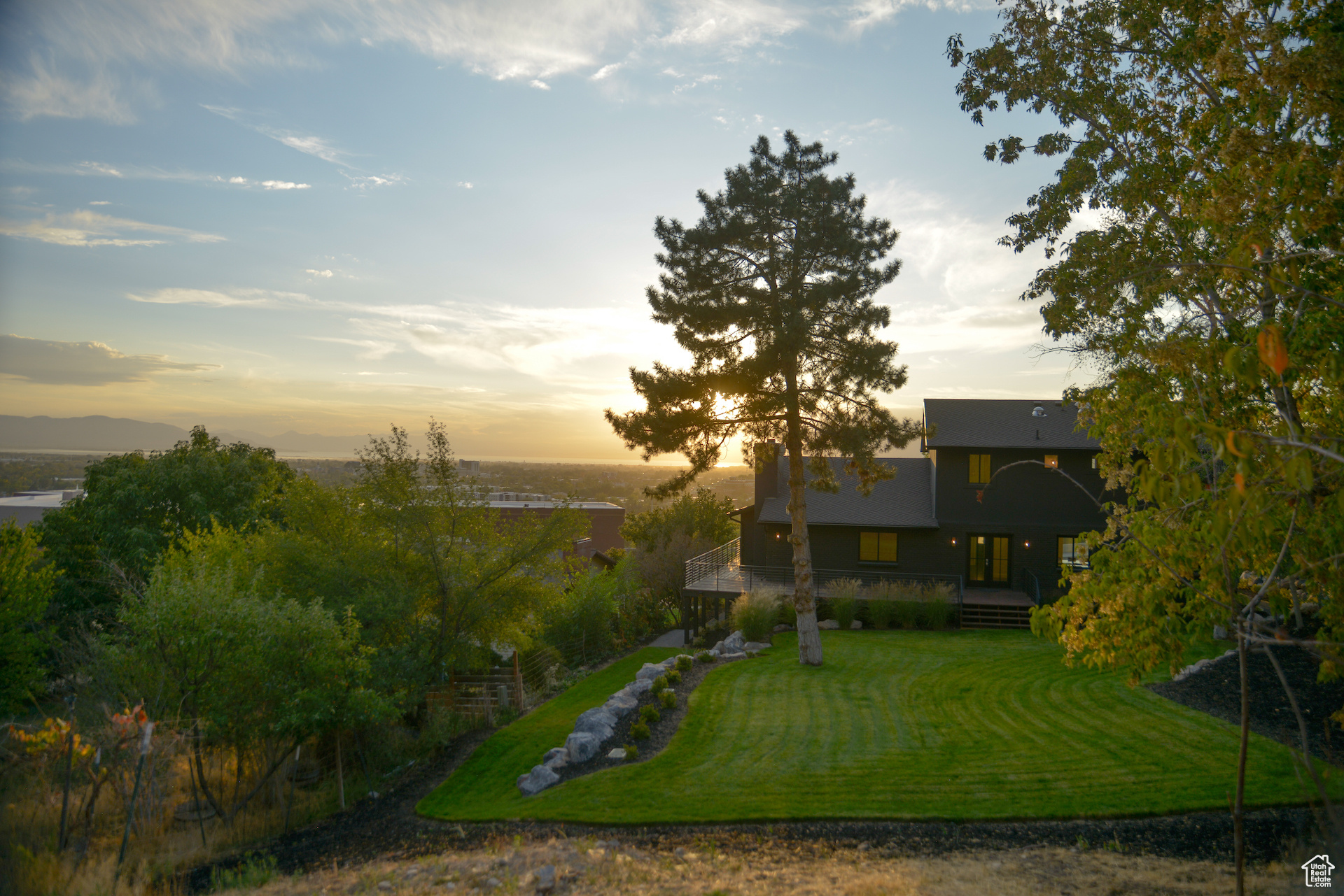 OAK CLIFF - Residential
