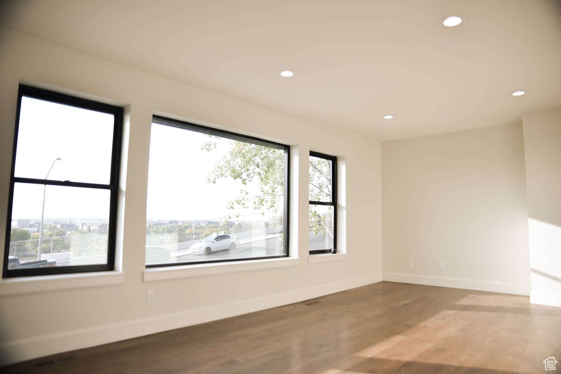 OAK CLIFF - Residential