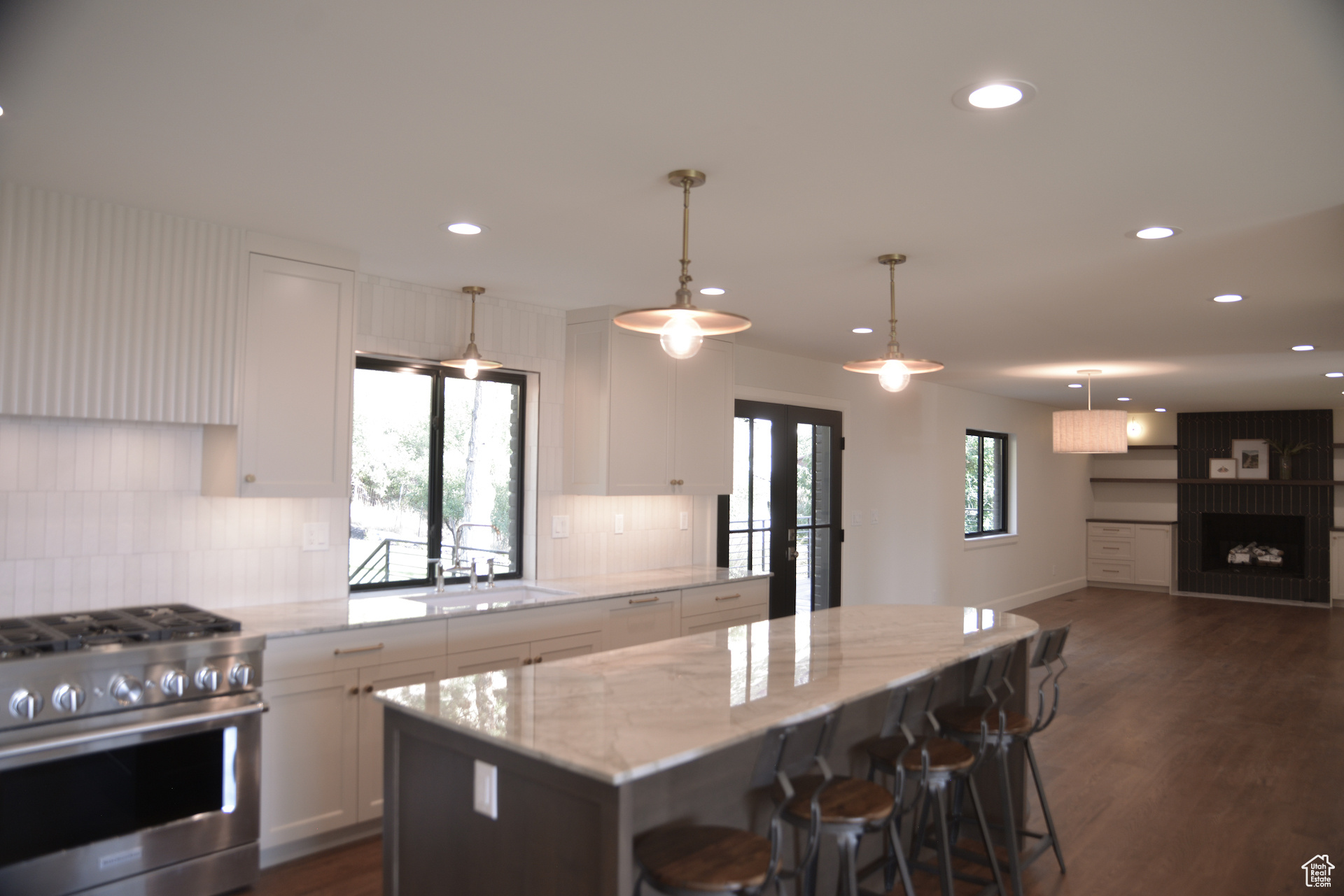OAK CLIFF - Residential