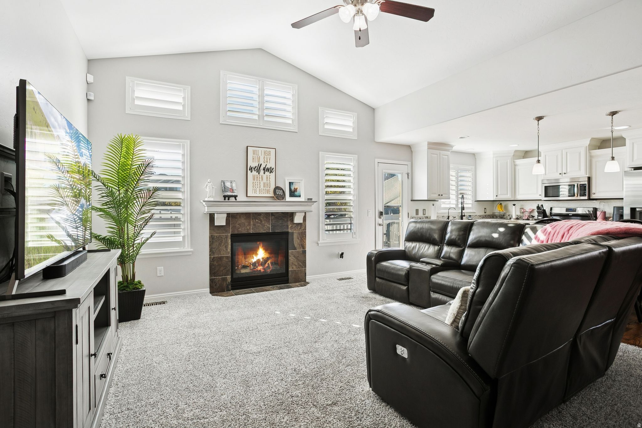 453 W COUNTRY MILL DR S