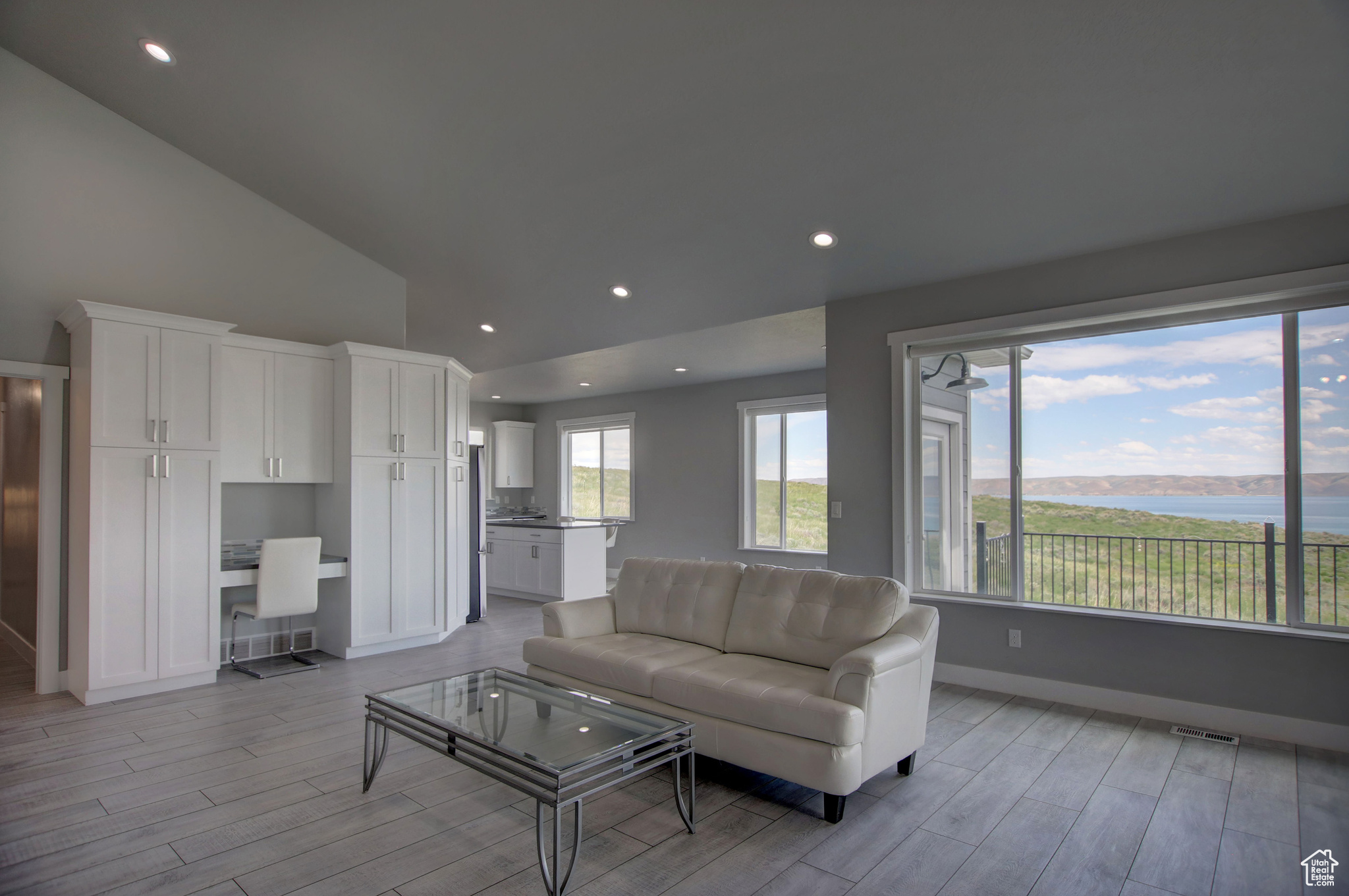 ASPEN CREEK MEADOWS - Residential