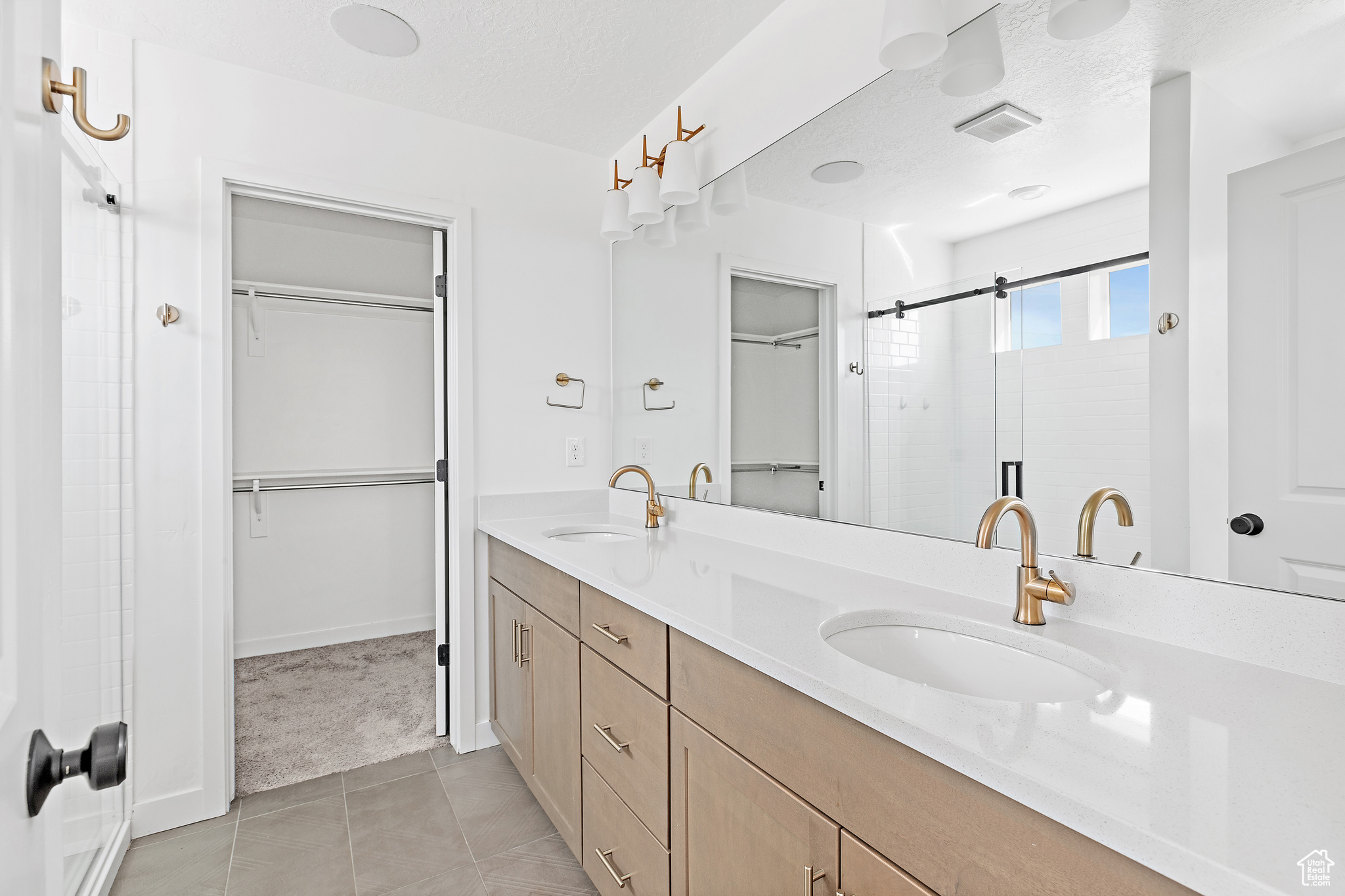 HOLBROOK FARMS - Residential