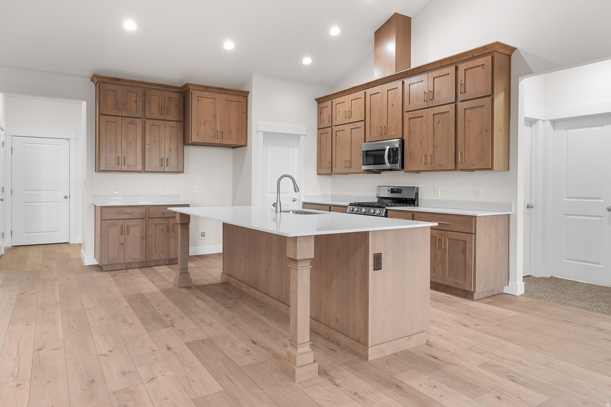 OAKRIDGE COVE - Residential