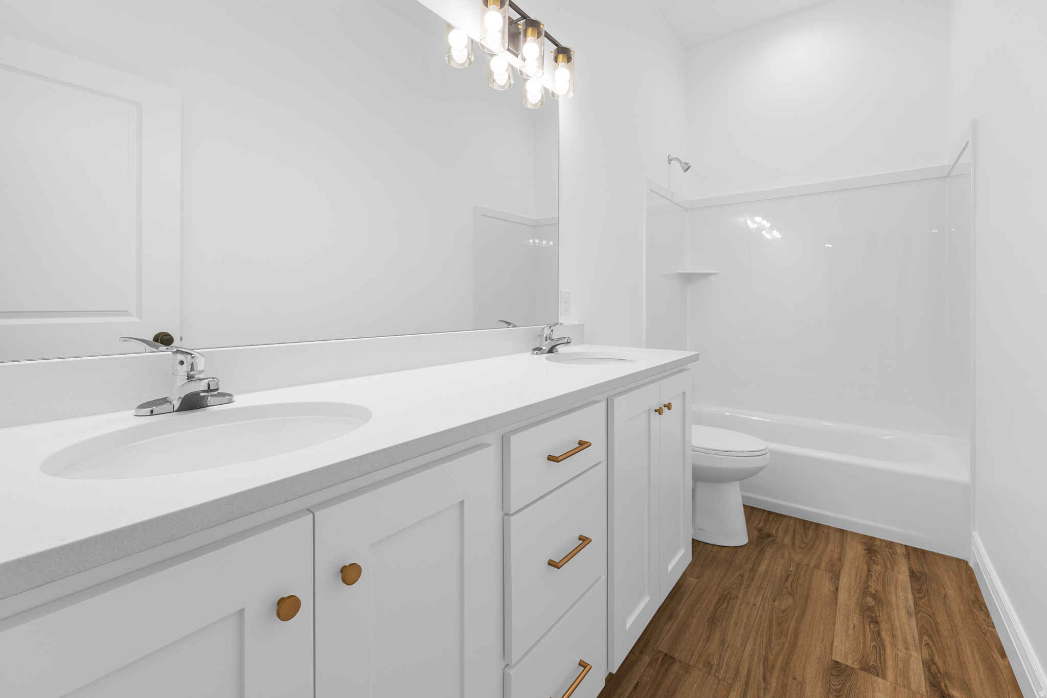 OAKRIDGE COVE - Residential