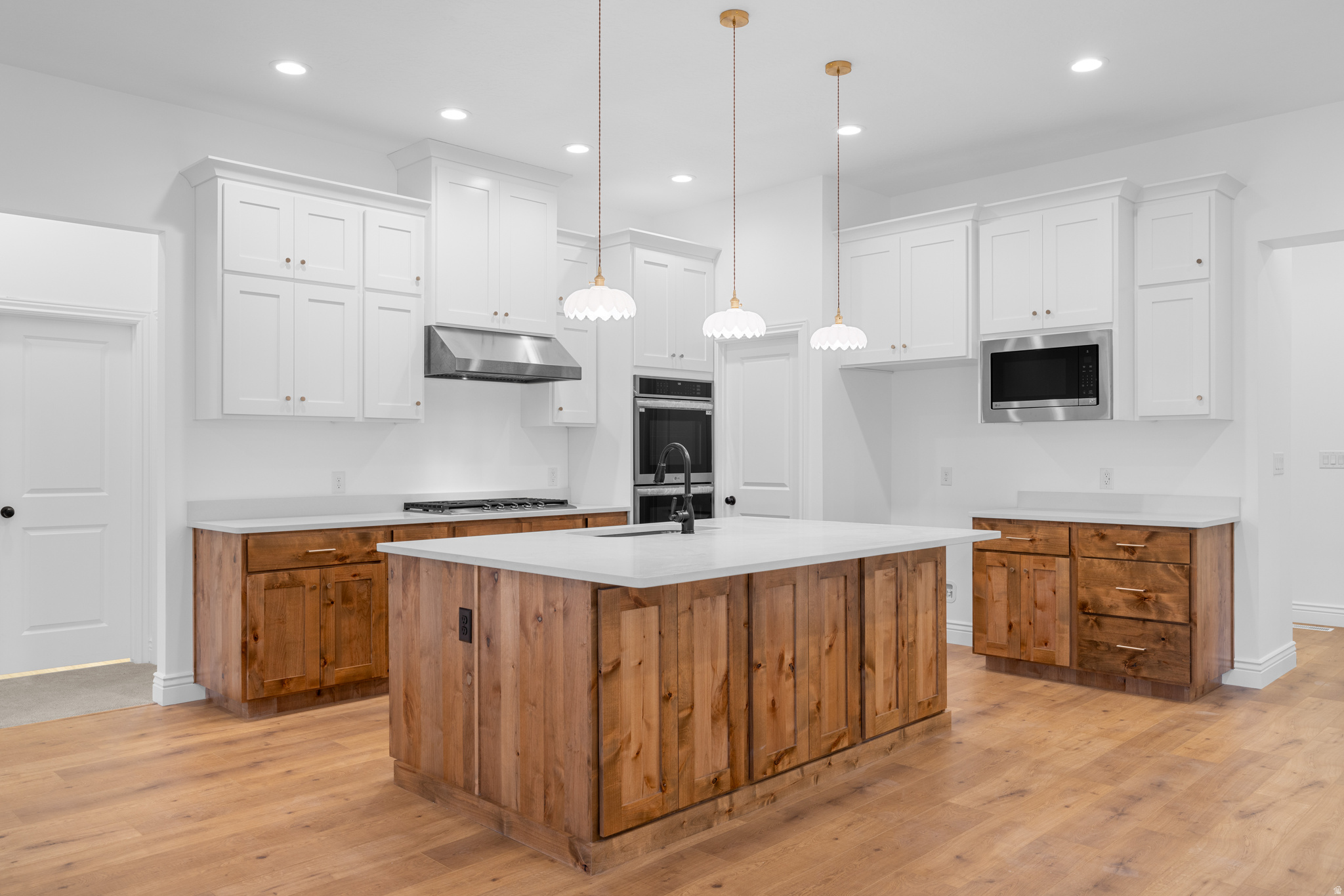 OAKRIDGE COVE - Residential