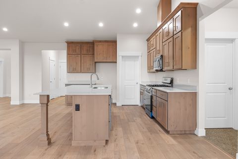 Tiny photo for 2714 S EAGLE DR #ORC04, Spanish Fork, UT 84660 (MLS # 2144187)